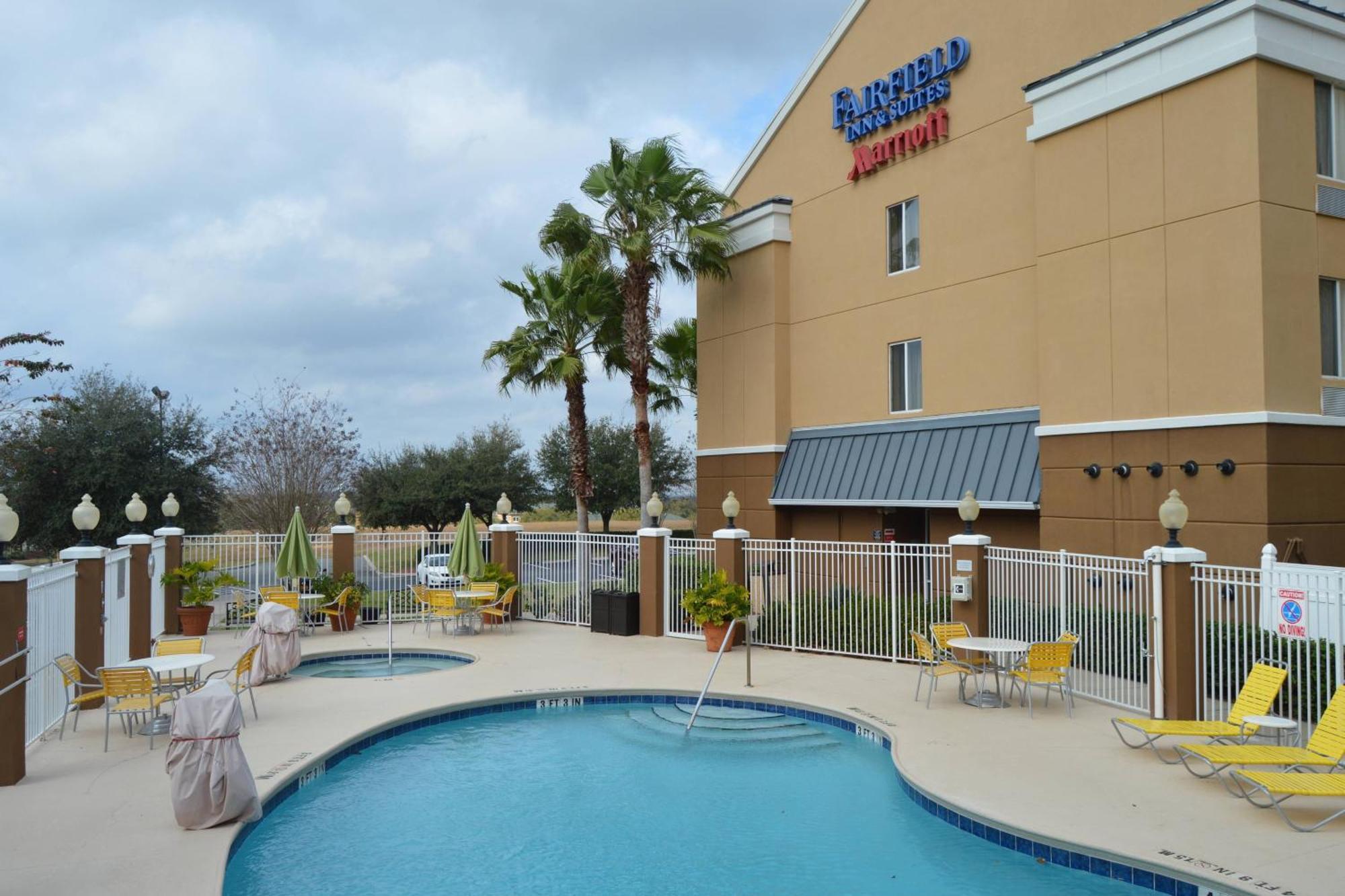 Fairfield Inn & Suites By Marriott Clermont Bagian luar foto