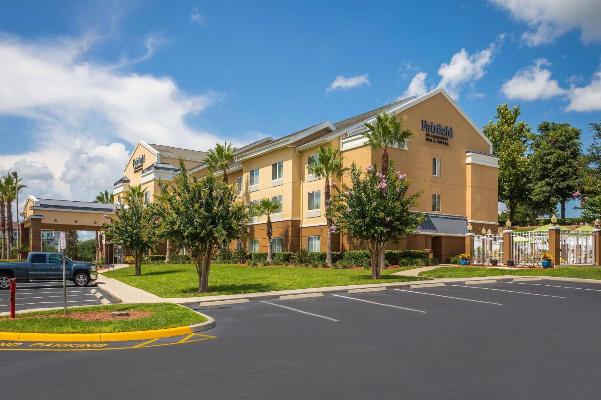 Fairfield Inn & Suites By Marriott Clermont Bagian luar foto