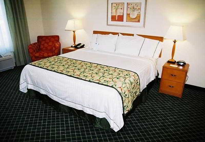 Fairfield Inn & Suites By Marriott Clermont Ruang foto
